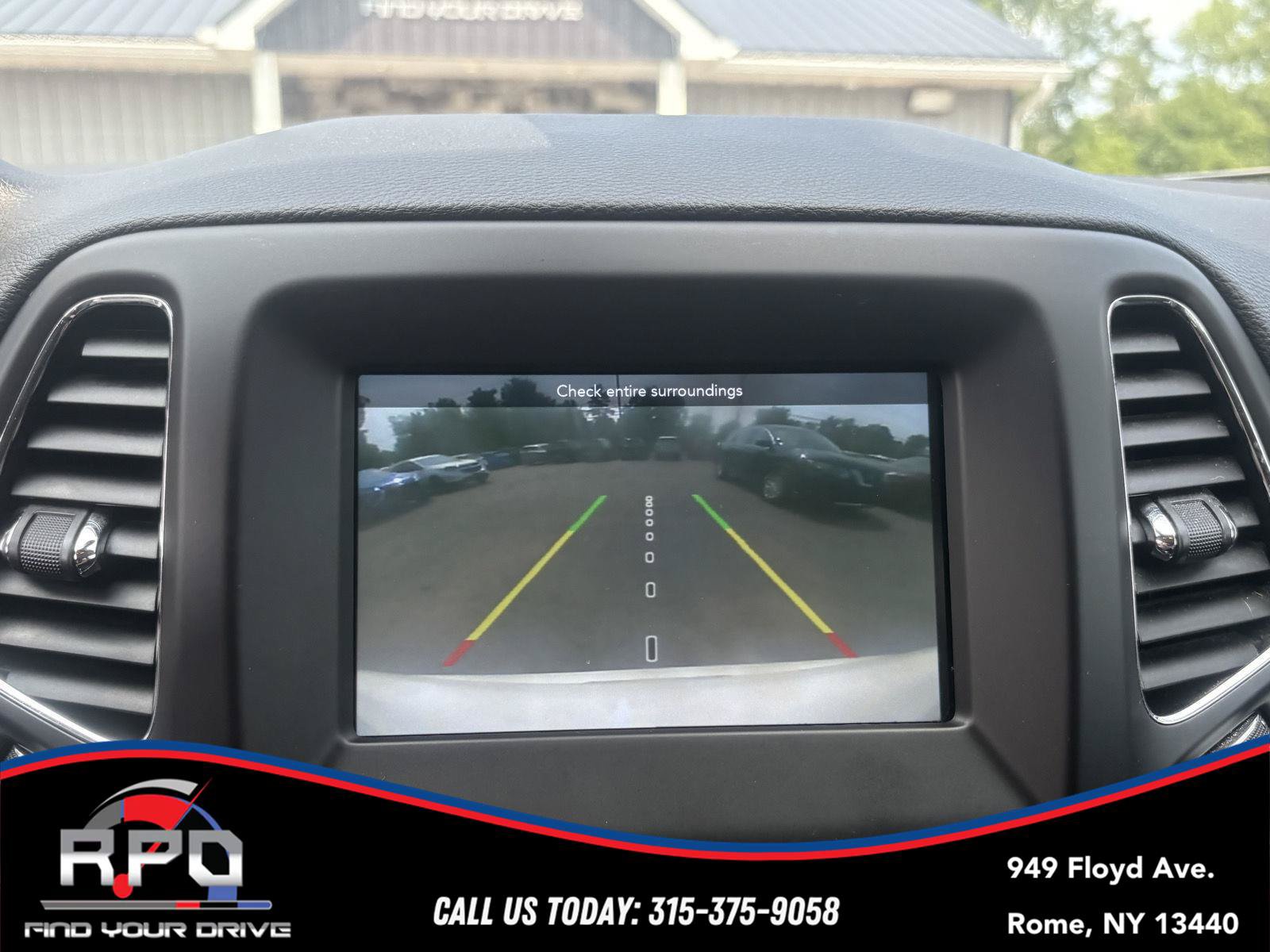 Used 2019 Jeep Compass Latitude AWD/4WD image 19