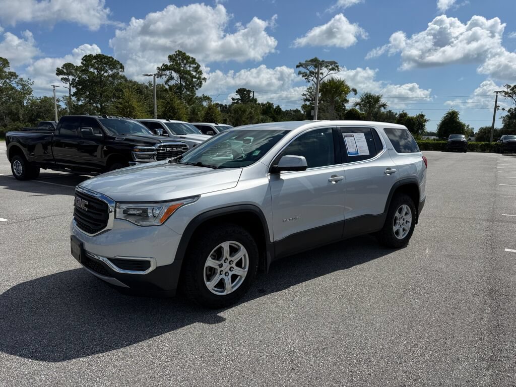 Used 2018 GMC Acadia SLE w/ LPO, Protection Package FWD image 7