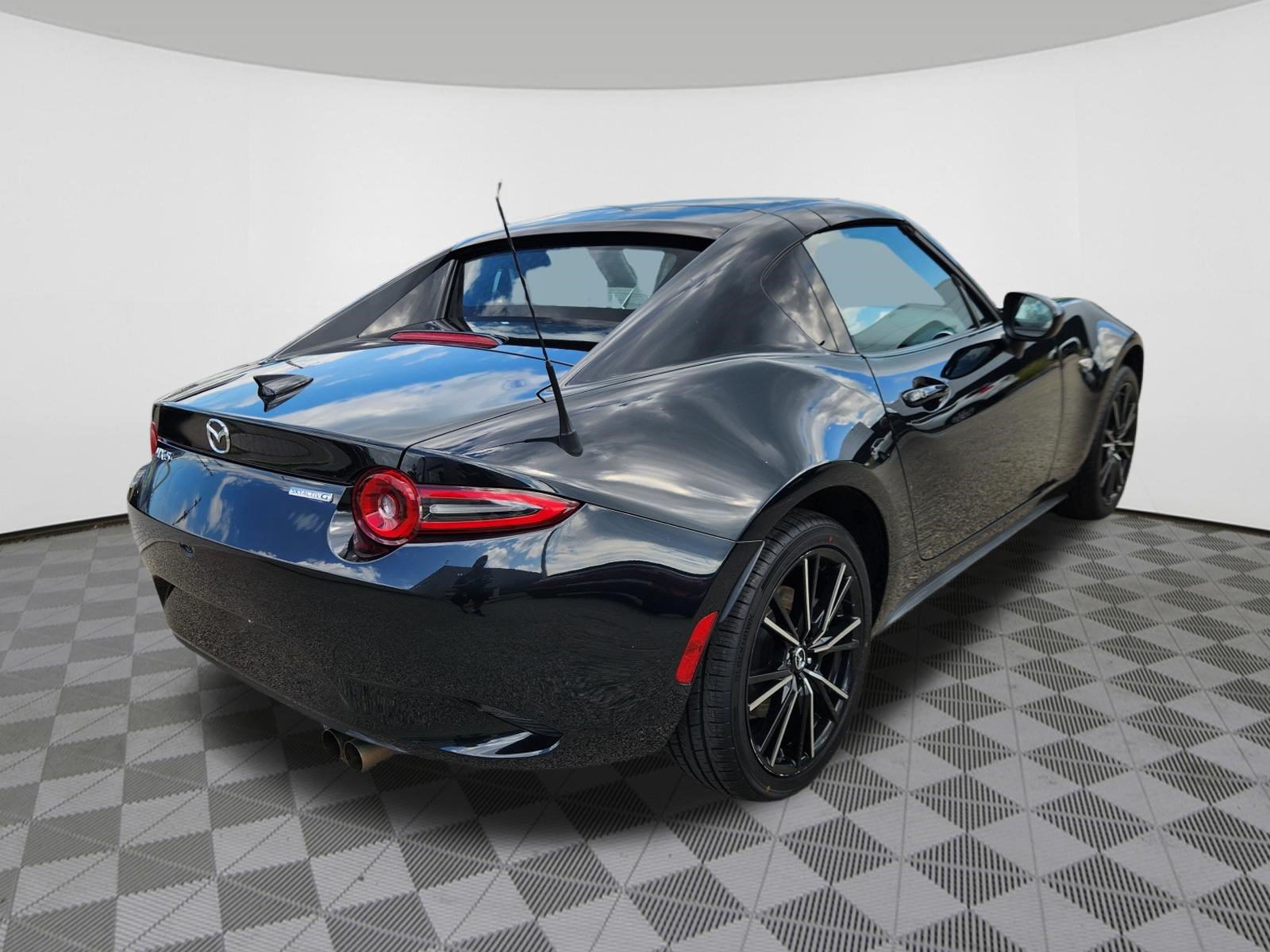 Certified 2025 MAZDA MX-5 Miata RF Grand Touring RWD image 4
