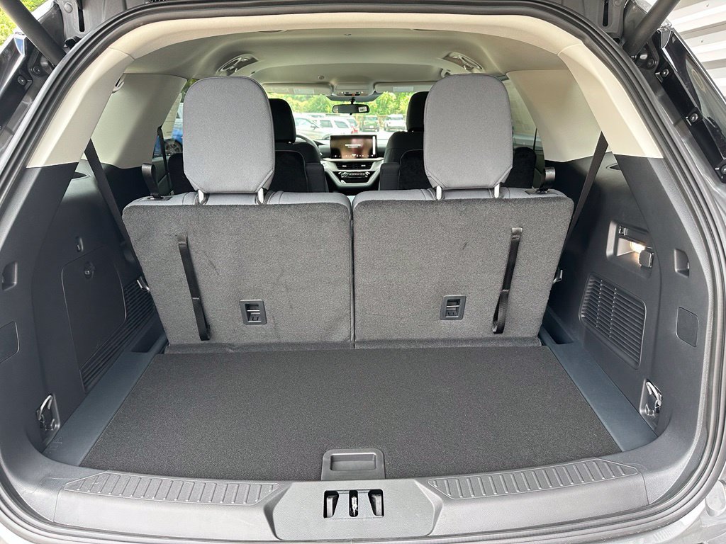 New 2026 Ford Explorer Active AWD/4WD image 25
