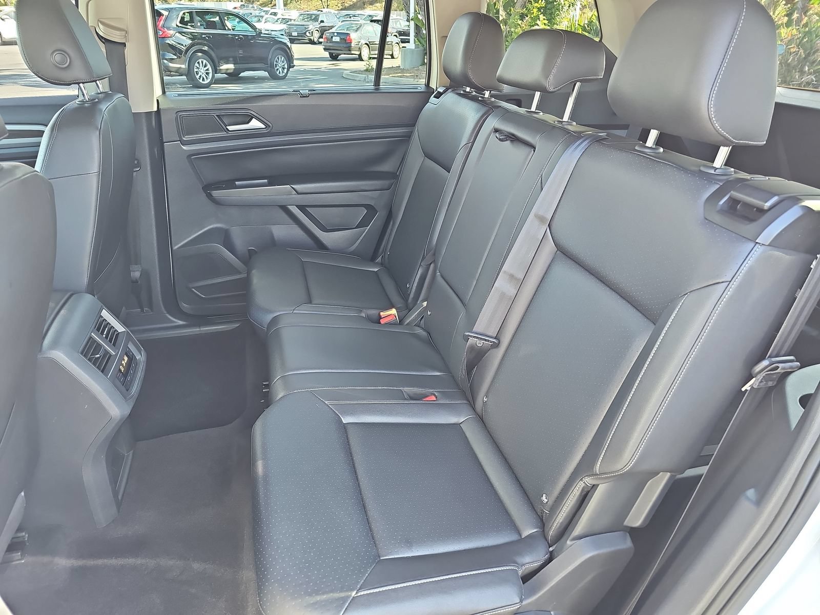 Used 2020 Volkswagen Atlas SEL FWD image 16