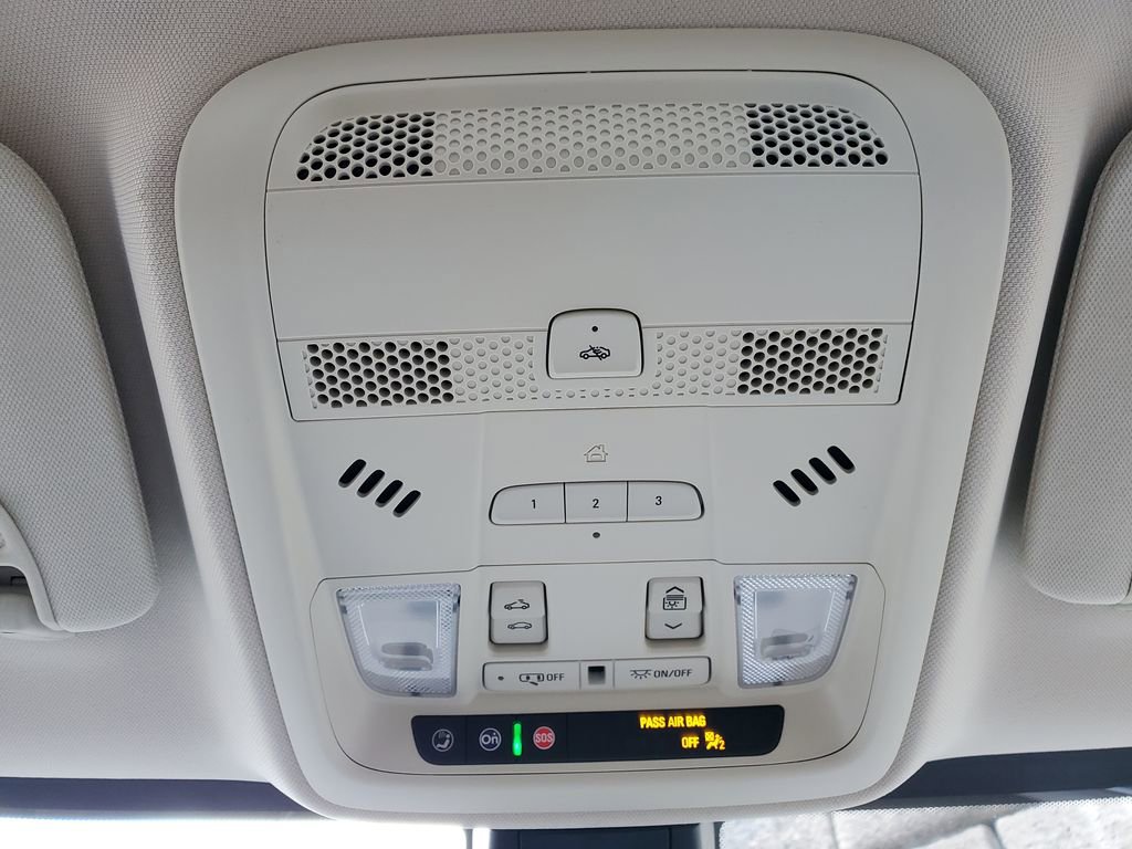 Certified 2023 Cadillac XT5 Premium Luxury w/ LPO, Floor Liner Package image 33