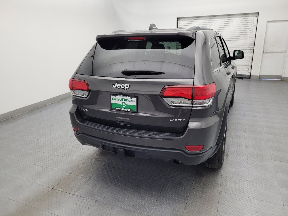 Used 2021 Jeep Grand Cherokee Laredo AWD/4WD image 7