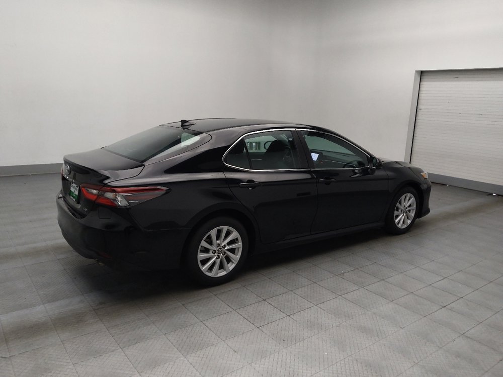 Used 2023 Toyota Camry LE image 10