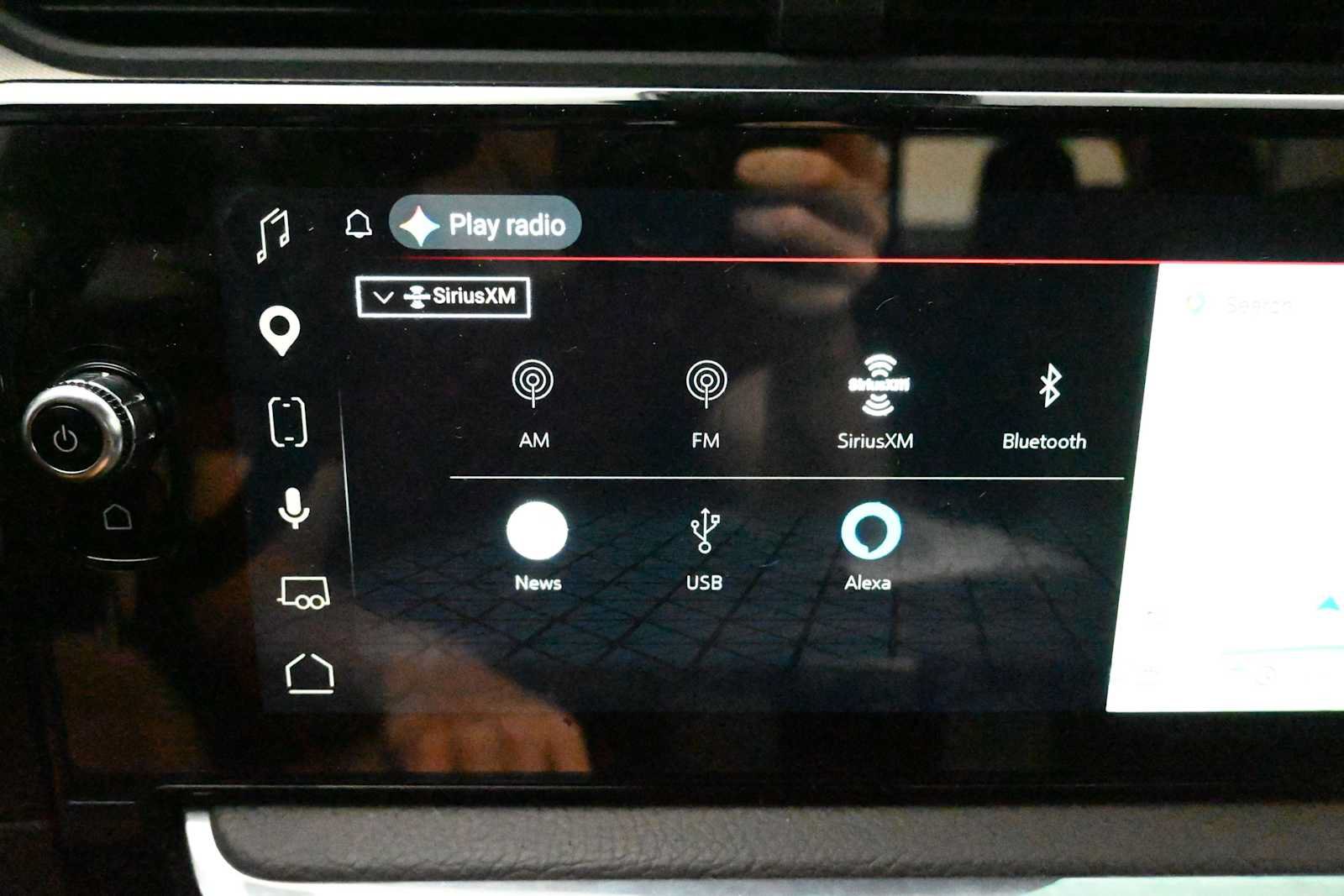Used 2024 GMC Sierra 2500 Denali w/ Technology Package AWD/4WD image 16