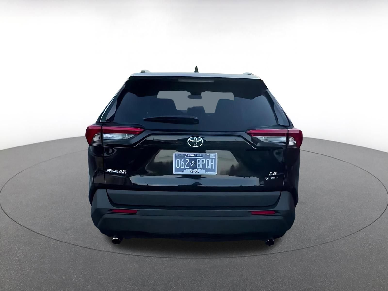 Used 2025 Toyota RAV4 LE image 12