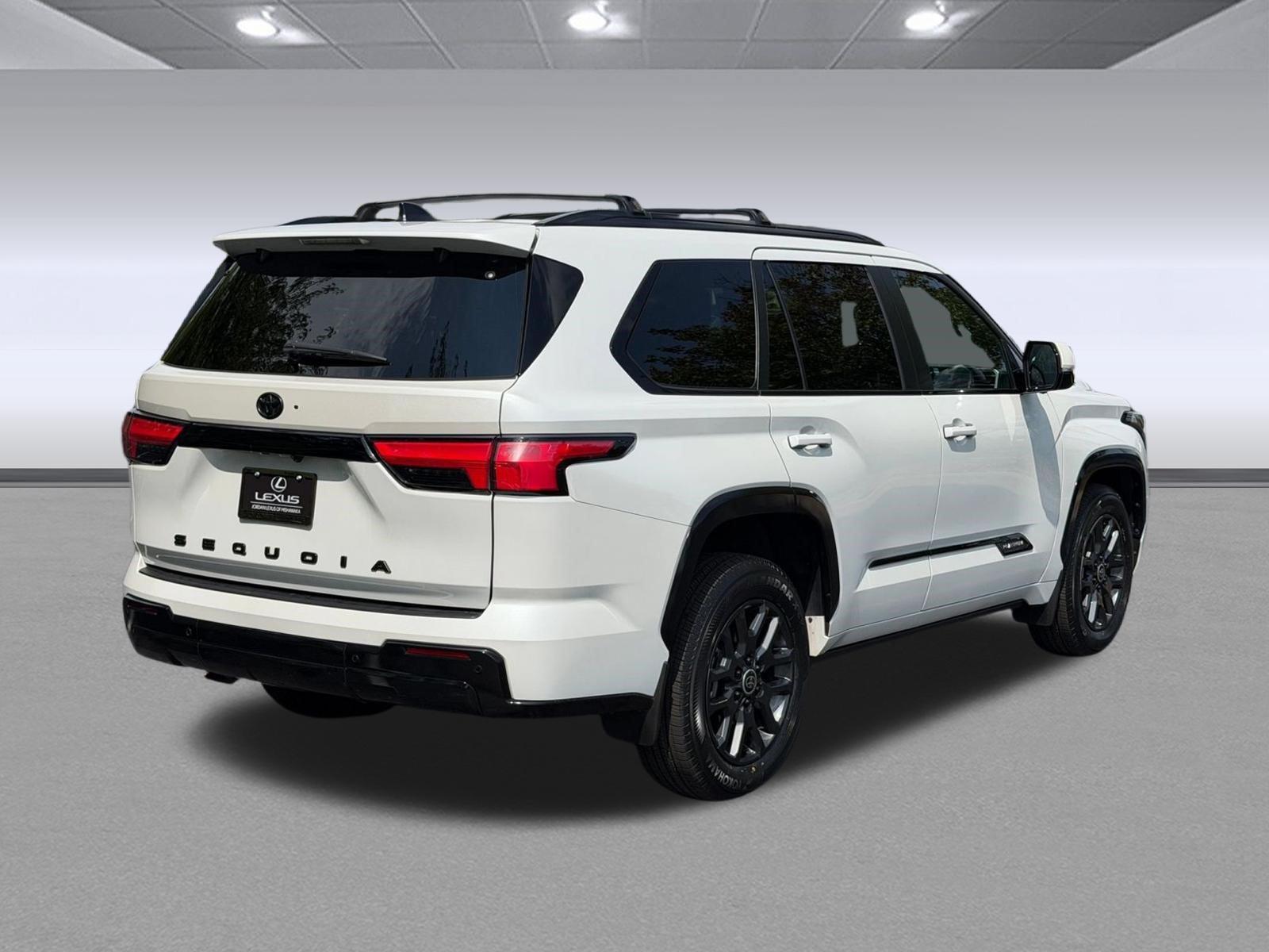 Used 2024 Toyota Sequoia Platinum AWD/4WD image 9