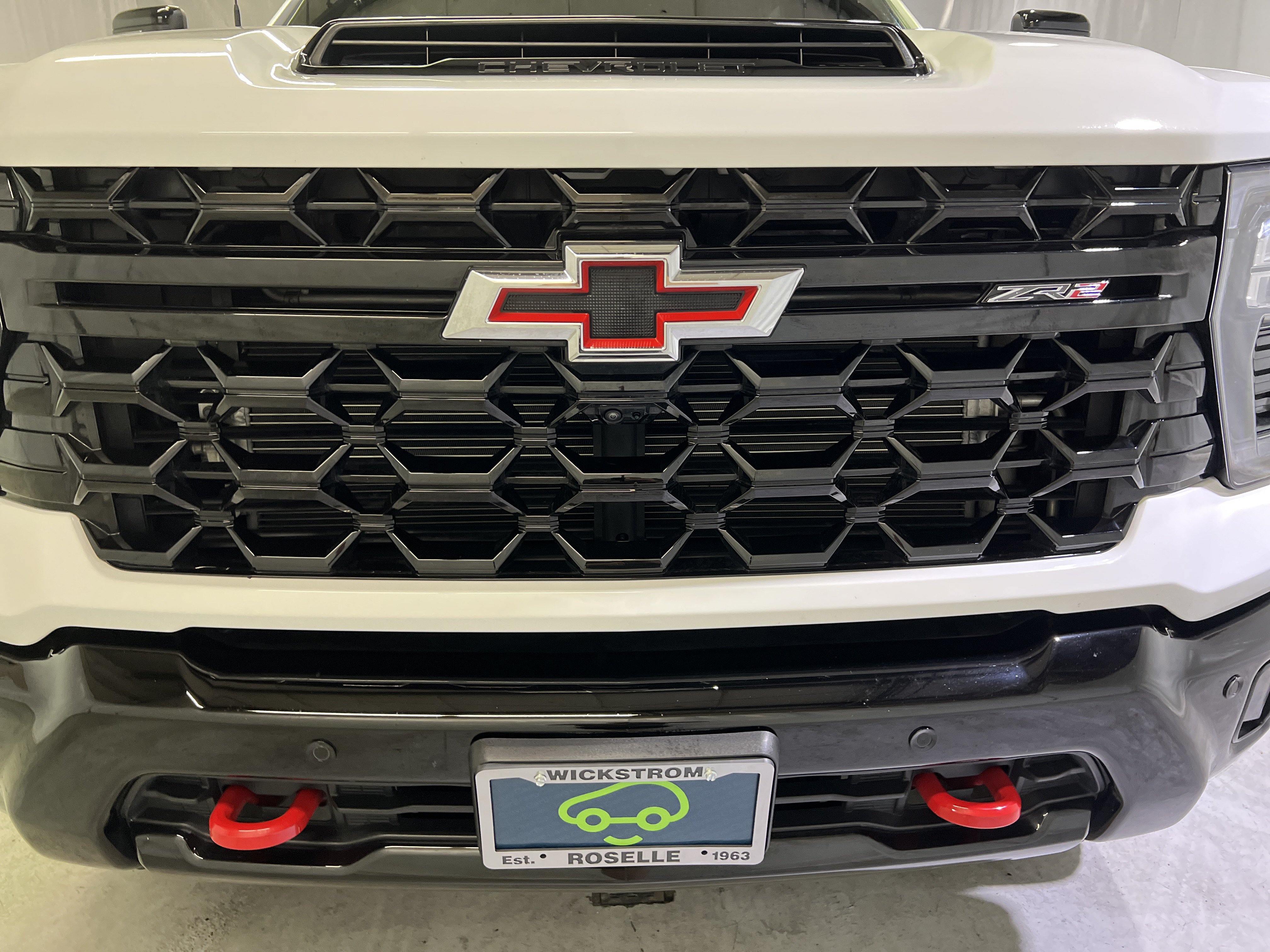 Certified 2025 Chevrolet Silverado 2500 ZR2 w/ Technology Package AWD/4WD image 4