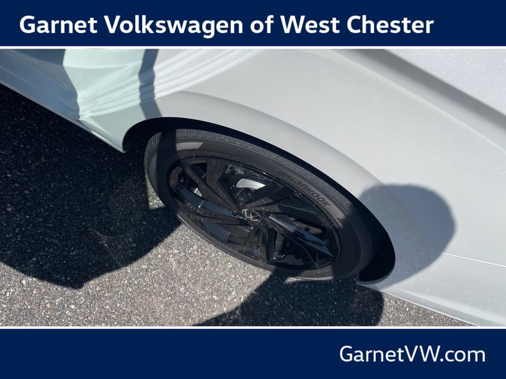 New 2026 Volkswagen Jetta SE FWD image 29