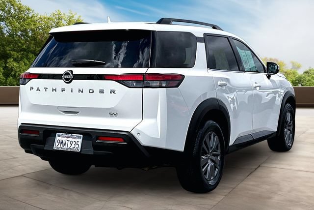 Certified 2024 Nissan Pathfinder SV FWD image 6