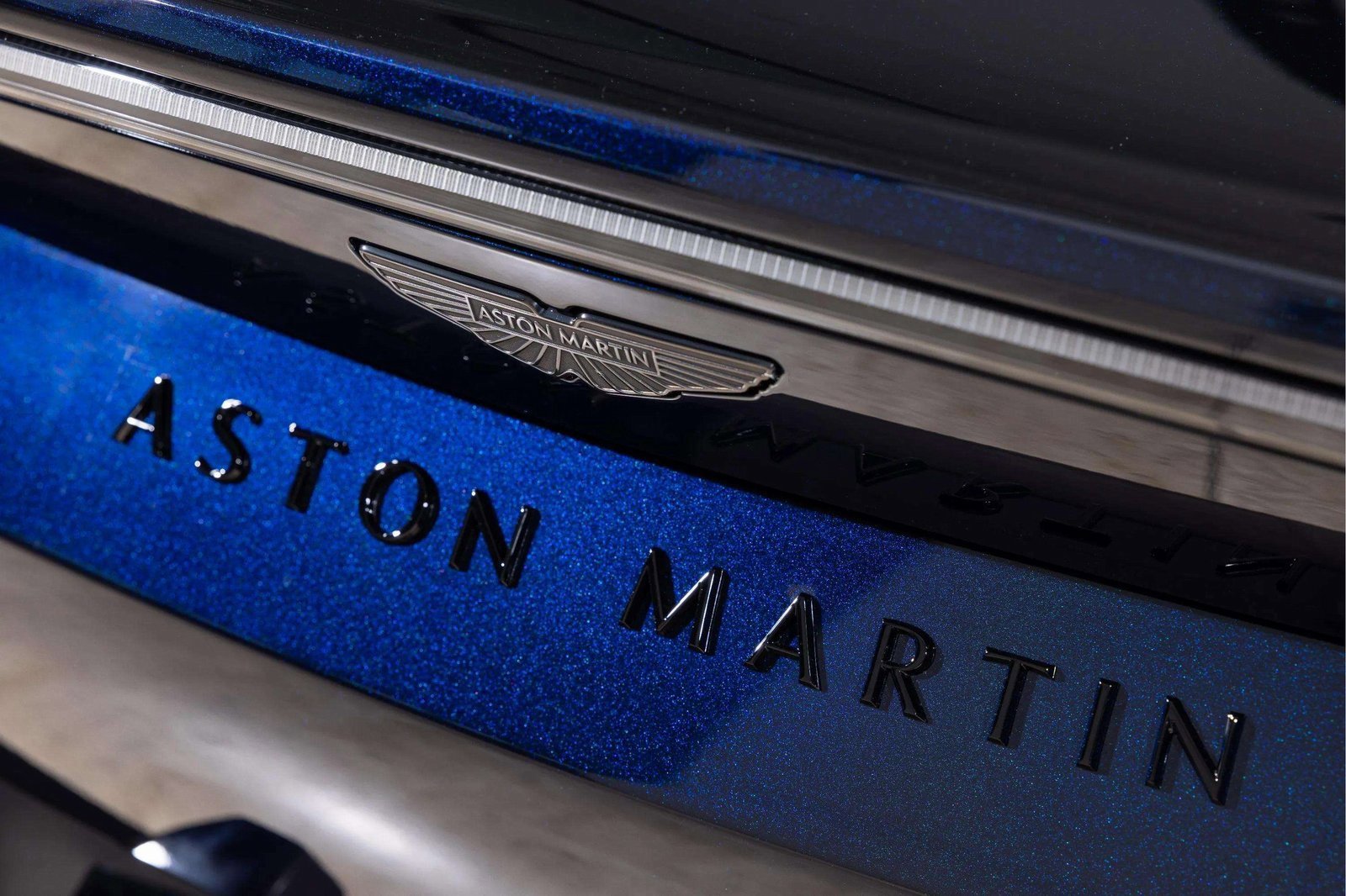 New 2026 Aston Martin V8 Vantage Coupe image 14