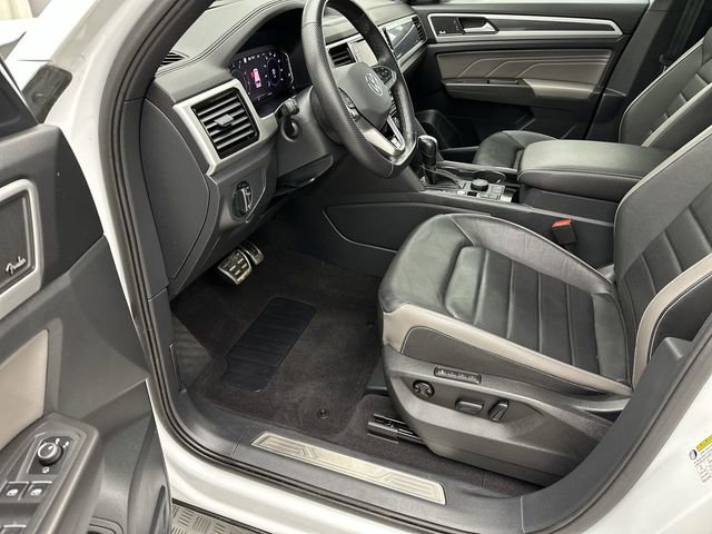 Used 2023 Volkswagen Atlas Cross Sport SEL Premium R-Line image 12