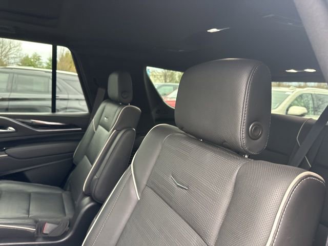 Used 2022 Cadillac Escalade Sport w/ Touring Package image 11