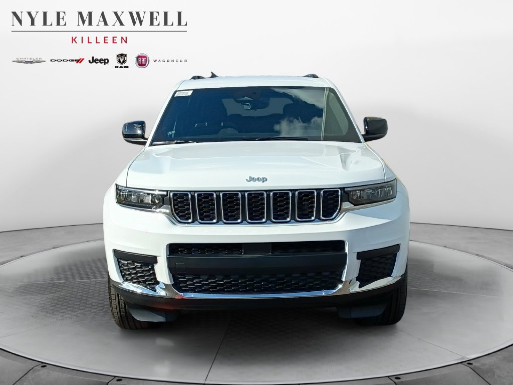 New 2026 Jeep Grand Cherokee L Laredo RWD image 18