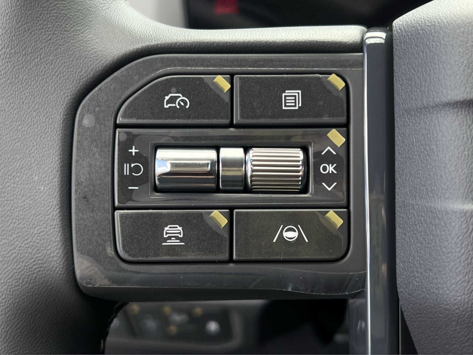 New 2027 Kia Seltos S FWD image 22