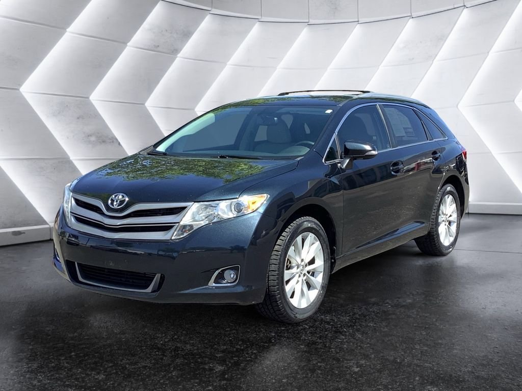 Used 2015 Toyota Venza LE AWD/4WD image 3