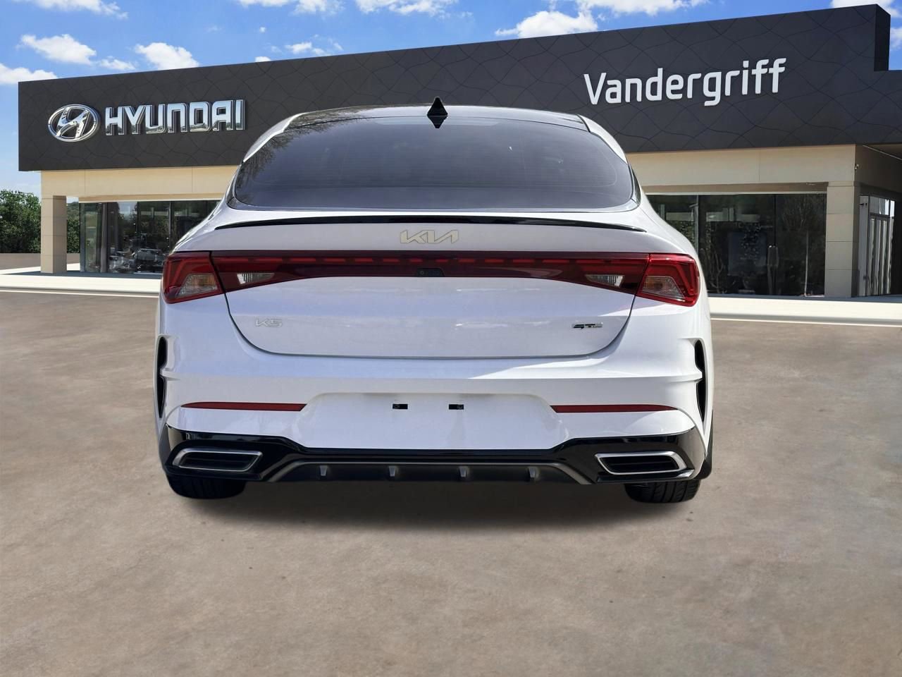 Used 2023 Kia K5 GT-Line image 12