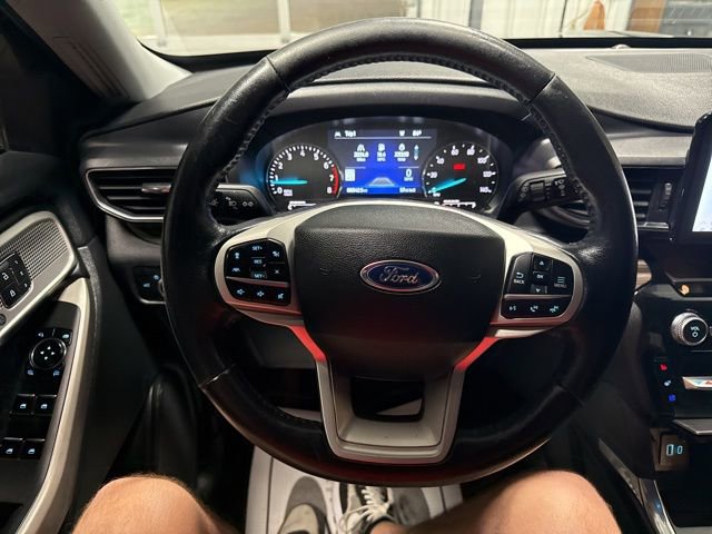 Used 2023 Ford Explorer Limited w/ Equipment Group 301A image 13