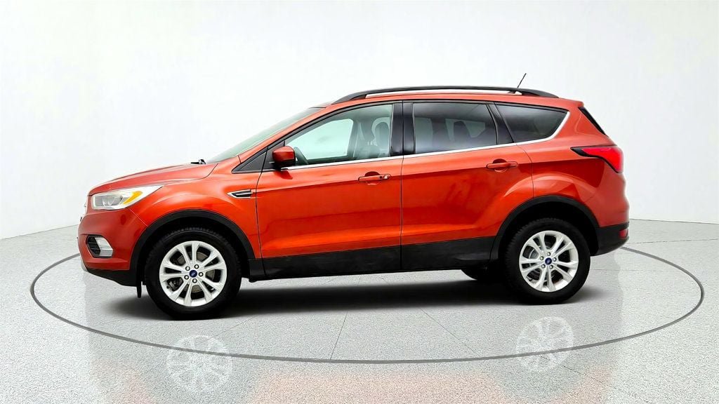 Used 2019 Ford Escape SEL FWD image 8