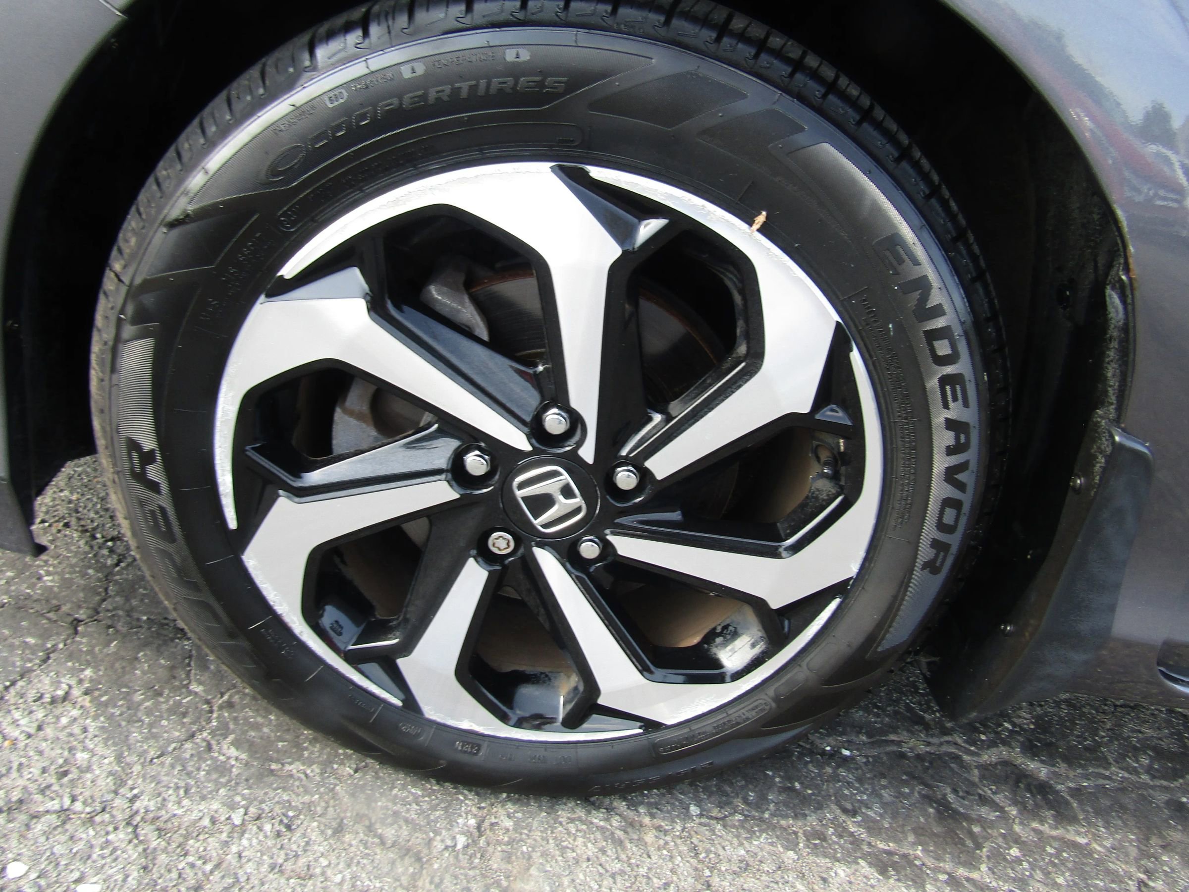 Used 2017 Honda Accord EX-L image 35