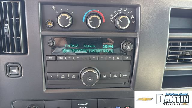 Used 2025 GMC Savana 3500 LT w/ LT Preferred Equipment Group RWD image 14