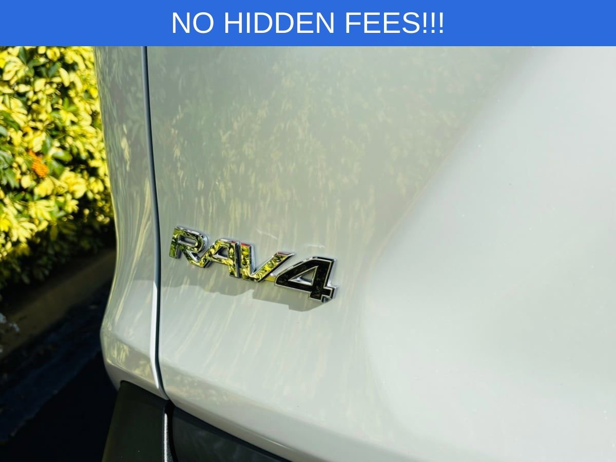 Used 2022 Toyota RAV4 XSE w/ XSE Grade Weather Package AWD/4WD image 12