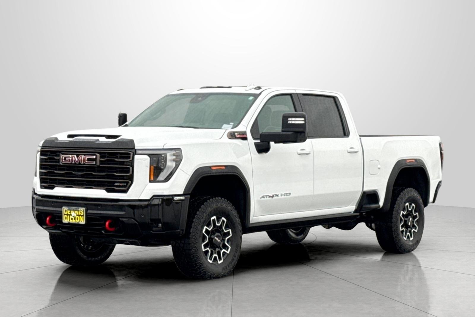 Used 2026 GMC Sierra 2500 AT4X image 9