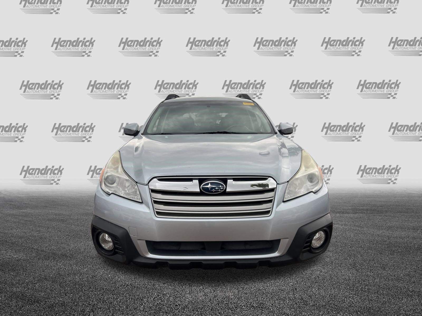 Used 2014 Subaru Outback 2.5i Premium AWD/4WD image 3