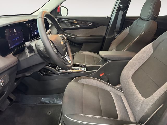 Used 2026 Chevrolet TrailBlazer LT w/ Convenience Package AWD/4WD image 7
