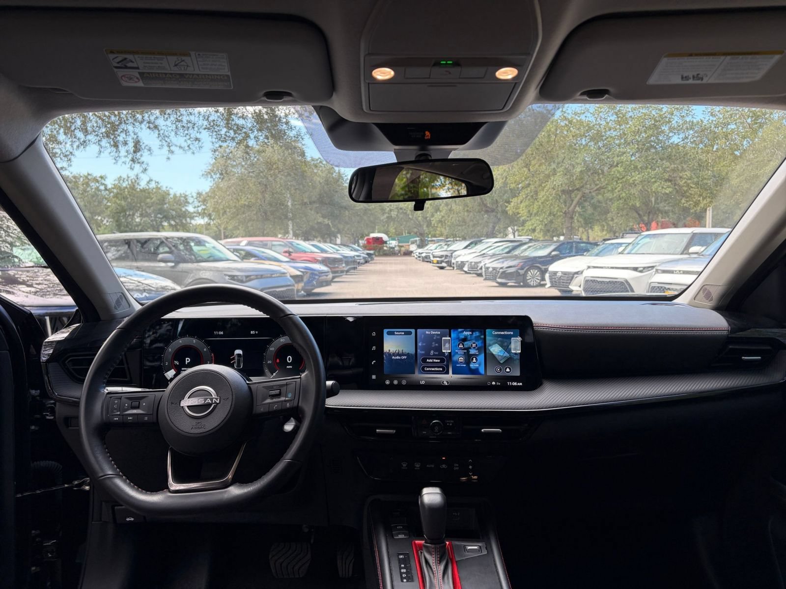 Used 2026 Nissan Kicks SR FWD image 31