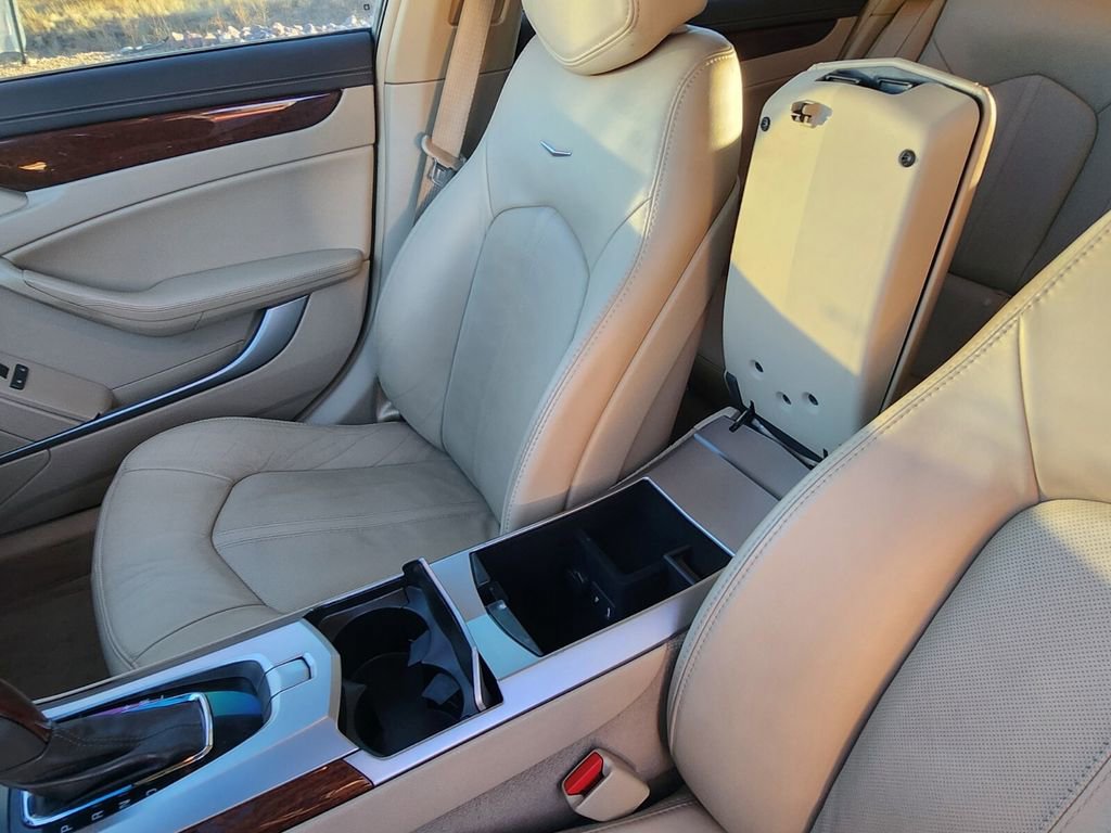 Used 2010 Cadillac CTS Performance w/ Performance Luxury Package image 27