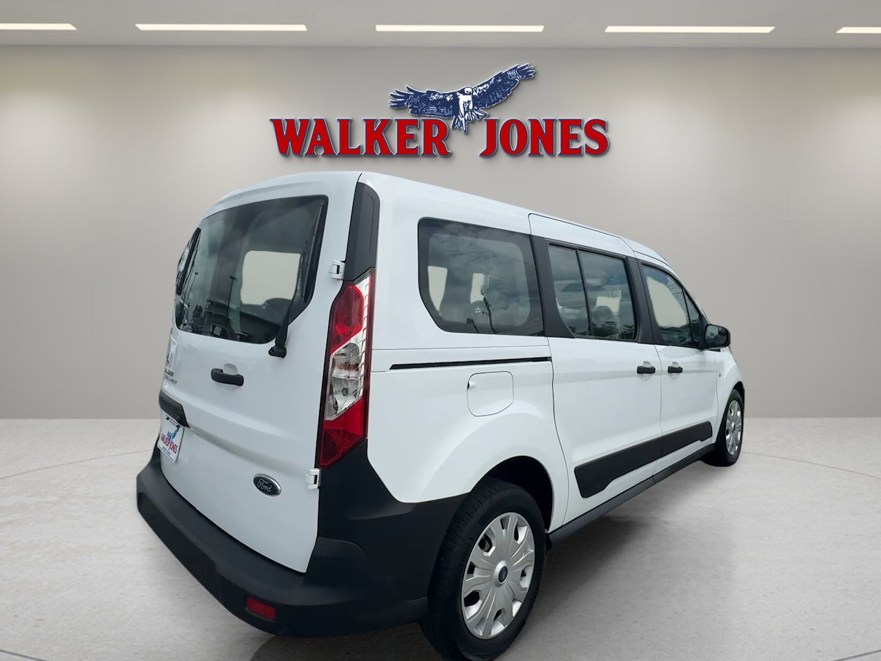 Used 2023 Ford Transit Connect XL image 7