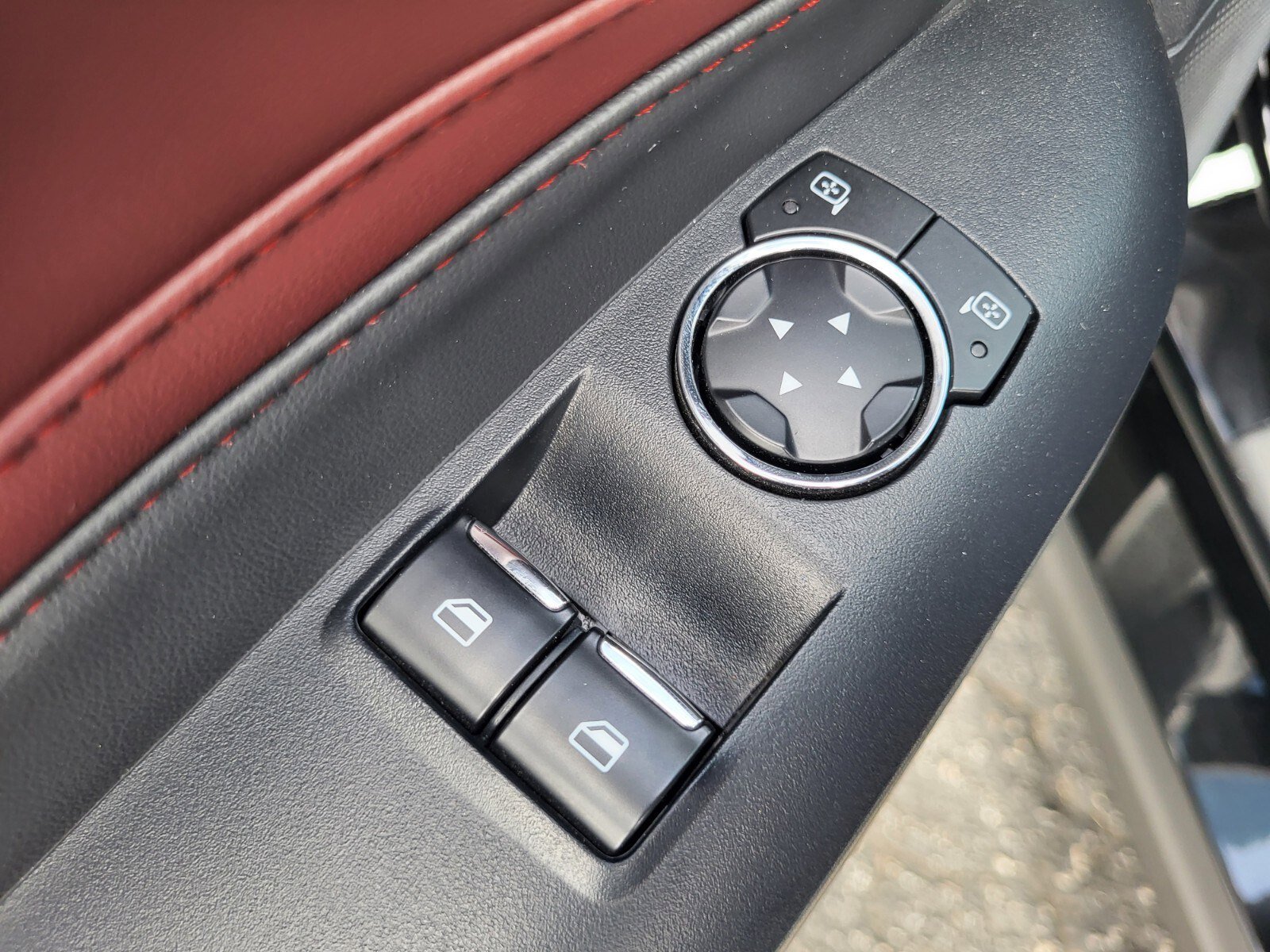 Certified 2024 Ford Mustang Premium image 17