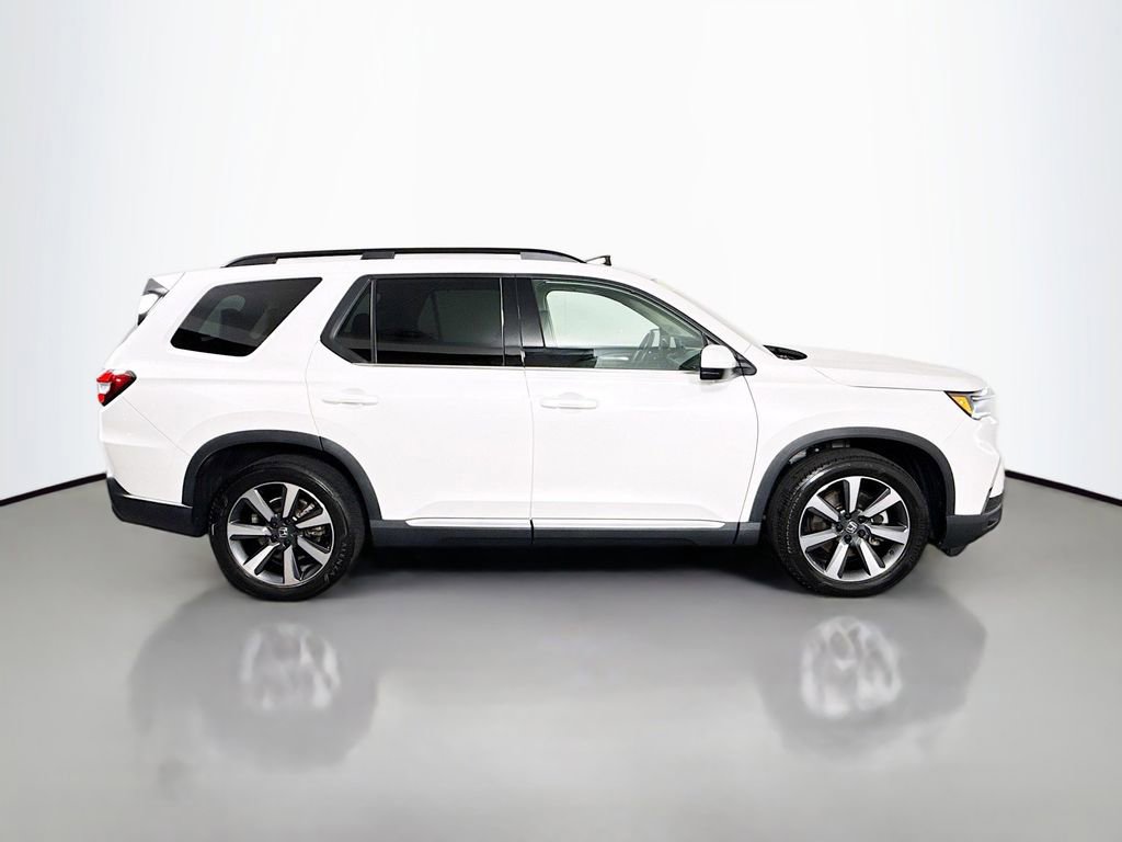 Certified 2023 Honda Pilot Elite image 8
