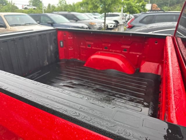 Used 2023 Chevrolet Silverado 1500 LT AWD/4WD image 5