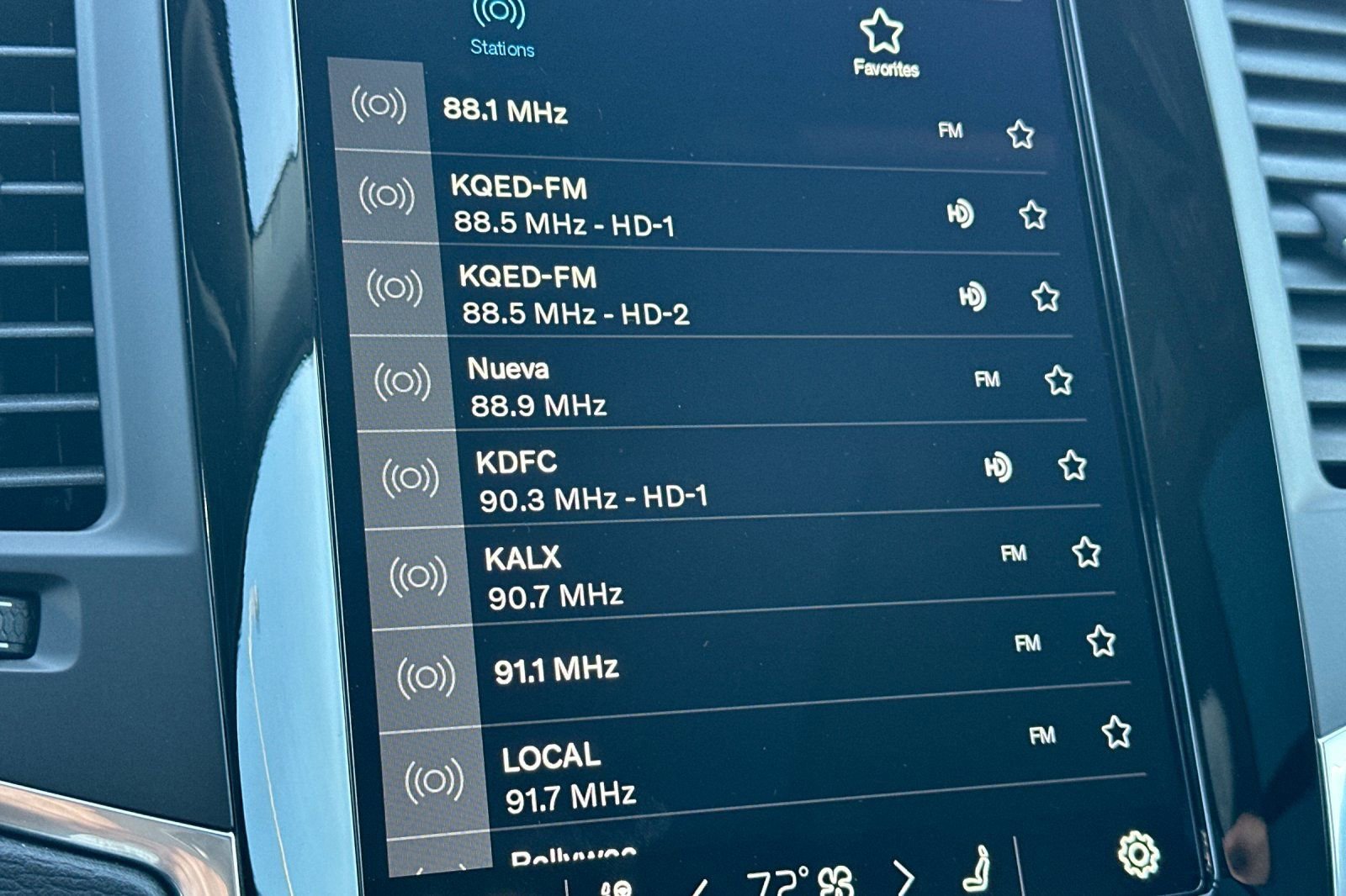 Used 2025 Volvo XC90 T8 Core w/ Protection Package Premier image 21