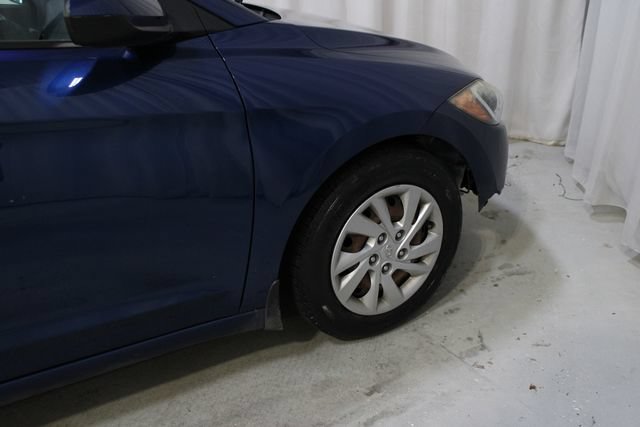 Used 2017 Hyundai Elantra SE FWD image 31