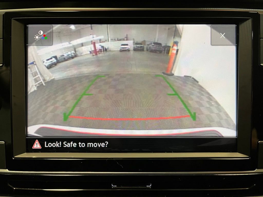 Used 2023 Volkswagen Jetta S image 8