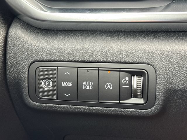 New 2027 GMC Terrain Elevation w/ Elevation Premium Package FWD image 30