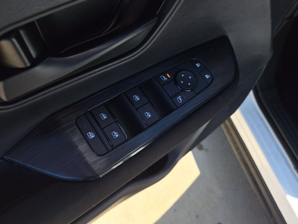 Certified 2026 Nissan Kicks S FWD image 17