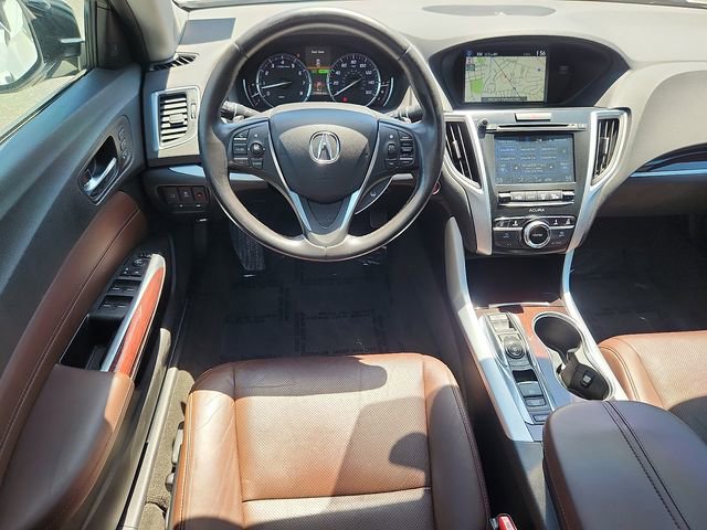 Used 2017 Acura TLX V6 SH-AWD w/ Technology Pkg image 11