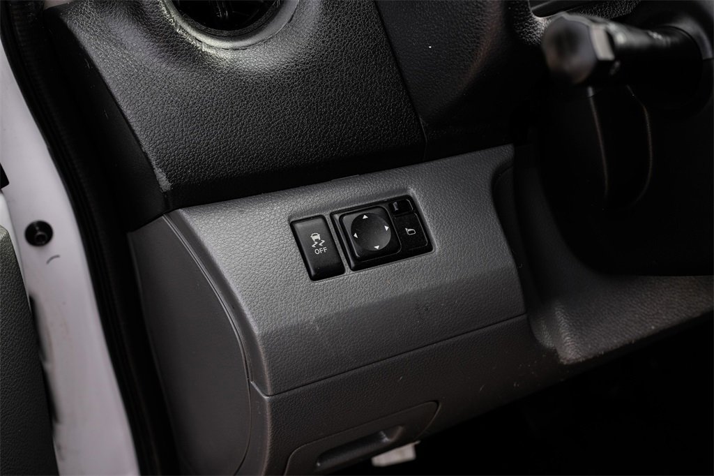 Used 2019 Nissan NV200 SV w/ Navigation Package image 23