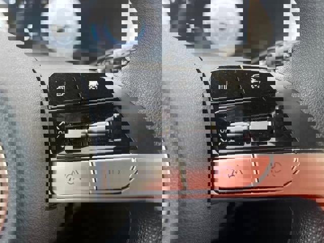 Used 2024 Hyundai Elantra SEL image 10