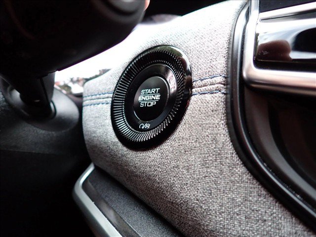 Used 2024 Jeep Compass Latitude AWD/4WD image 19