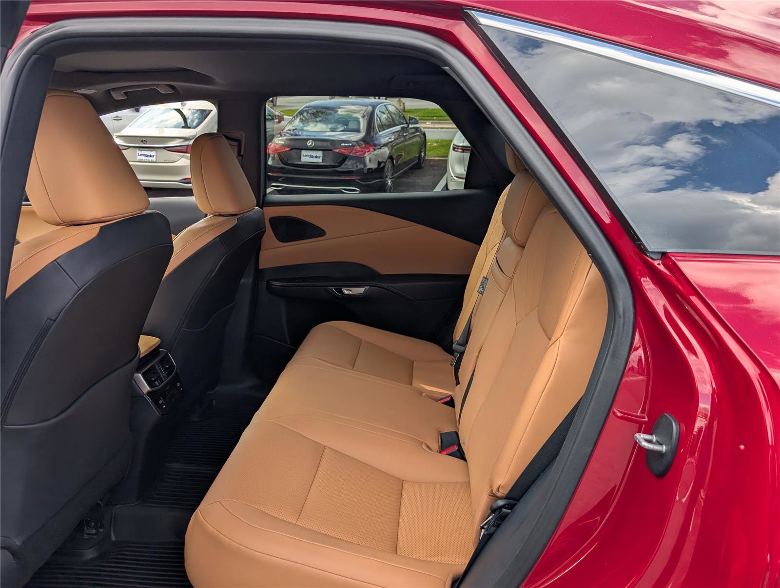 Used 2025 Lexus RX 350 Premium w/ Convenience Package image 15