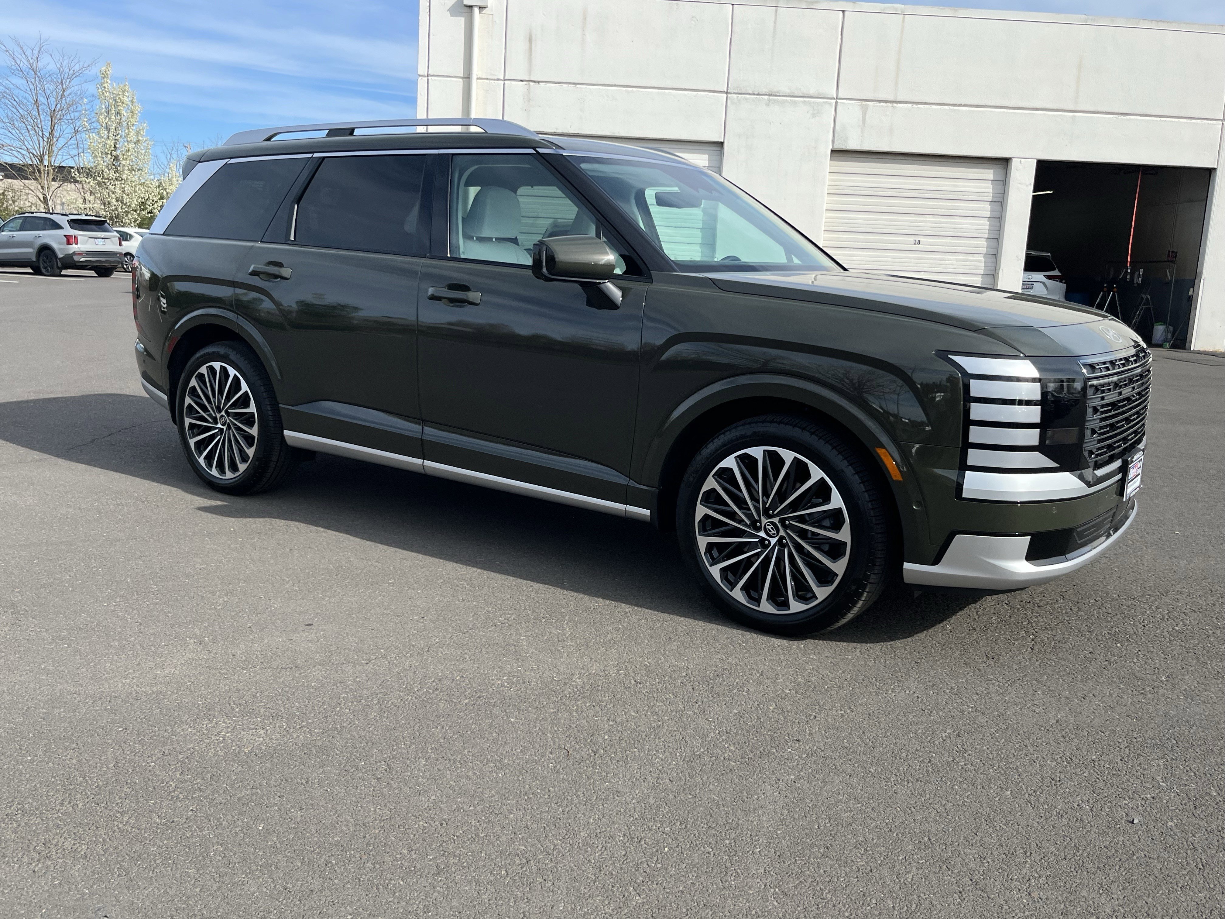 Used 2026 Hyundai Palisade Calligraphy image 7