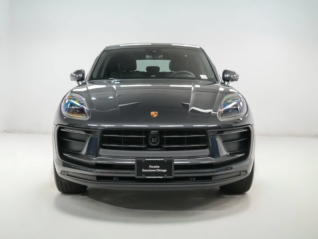 Certified 2026 Porsche Macan AWD/4WD image 7