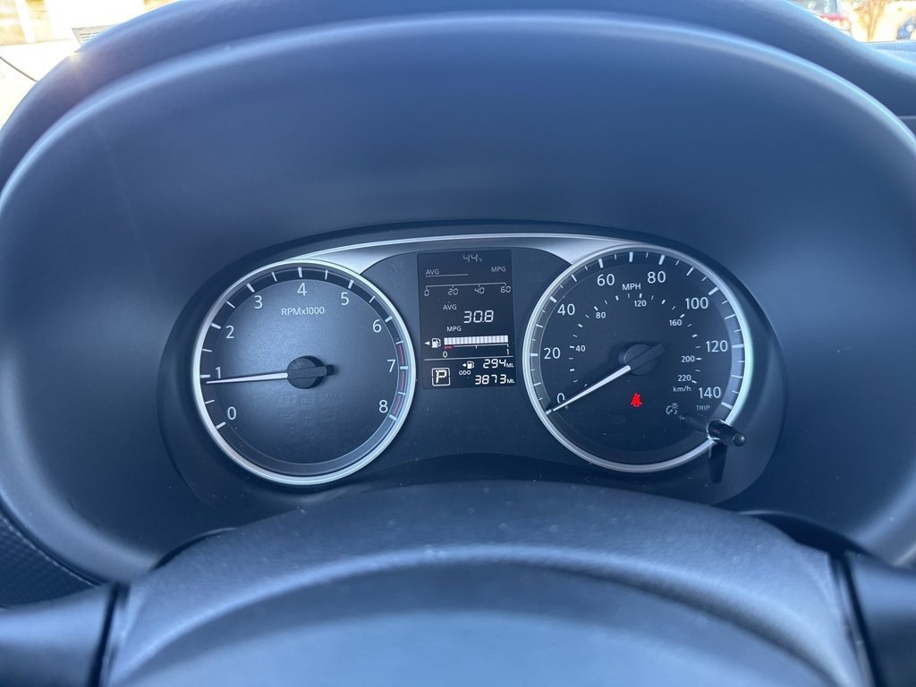 Used 2025 Nissan Kicks Play S image 15