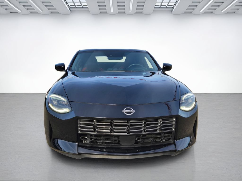 Certified 2025 Nissan Z Performance w/ Floor Mat Package RWD image 2