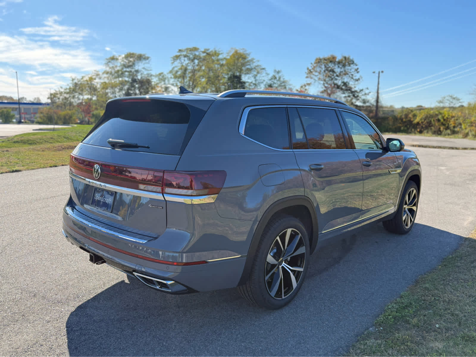 New 2026 Volkswagen Atlas SEL Premium R-Line image 7